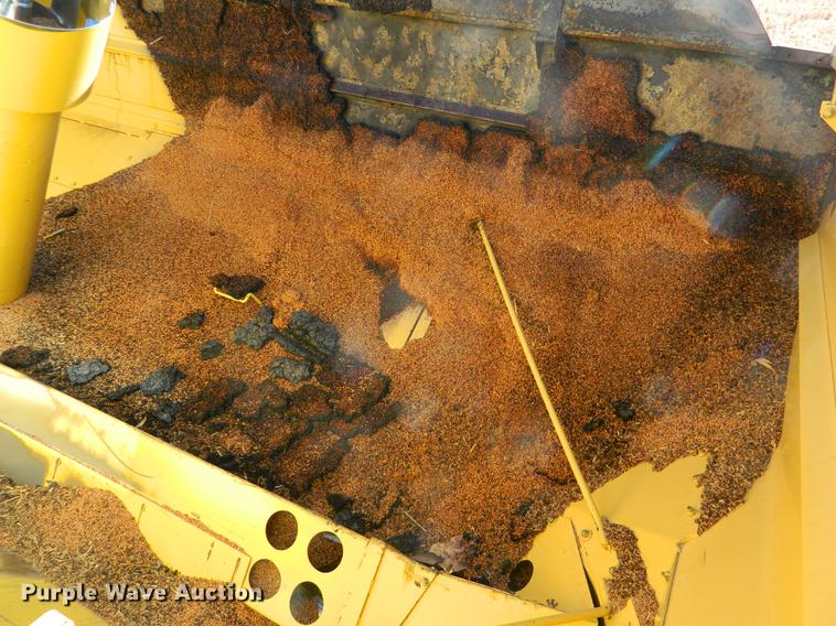 image for item DB1188 1998 New Holland TR98 combine