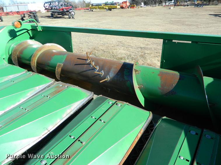 image for item DB1190 John Deere 653A all crop head