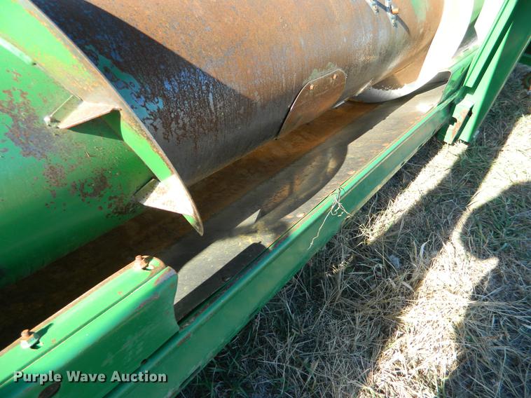 image for item DB1190 John Deere 653A all crop head