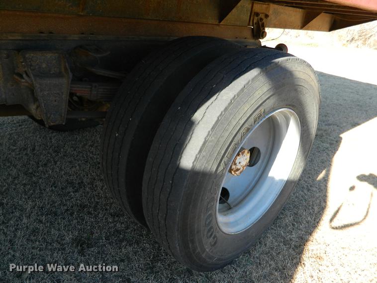 image for item DB1193 1966 Chevrolet C60 grain truck