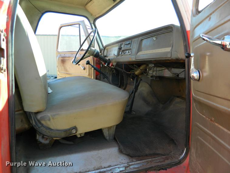 image for item DB1193 1966 Chevrolet C60 grain truck