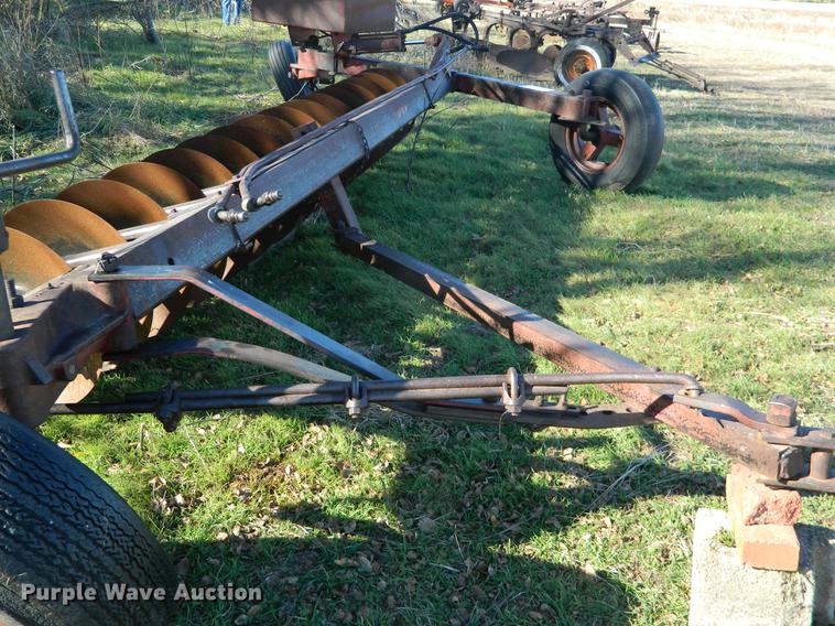 image for item DB1209 Krause one-way plow