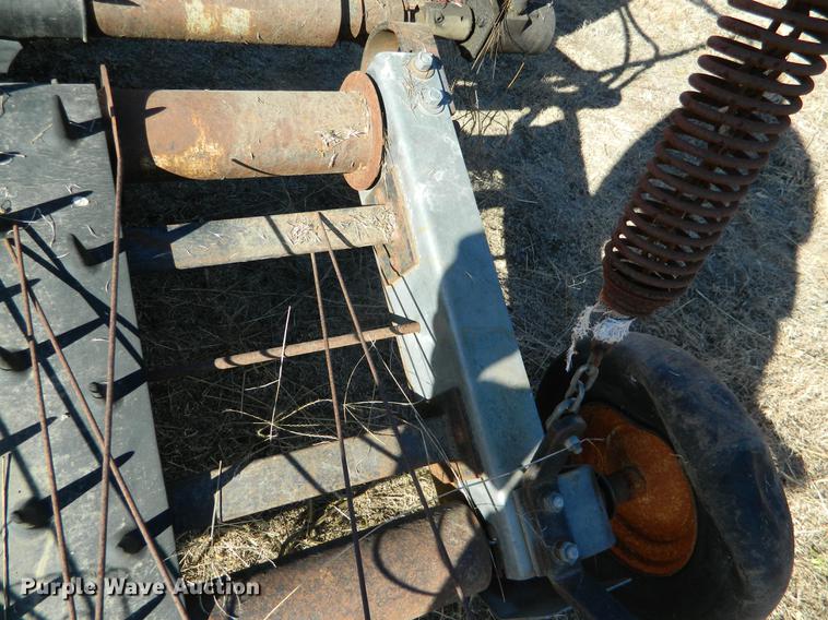 image for item DB1211 International 815 pickup head