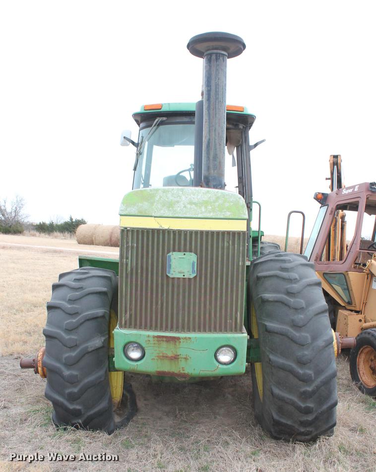 image for item DB5053 1975 John Deere 8630 4WD tractor