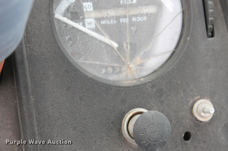 image for item DB5053 1975 John Deere 8630 4WD tractor