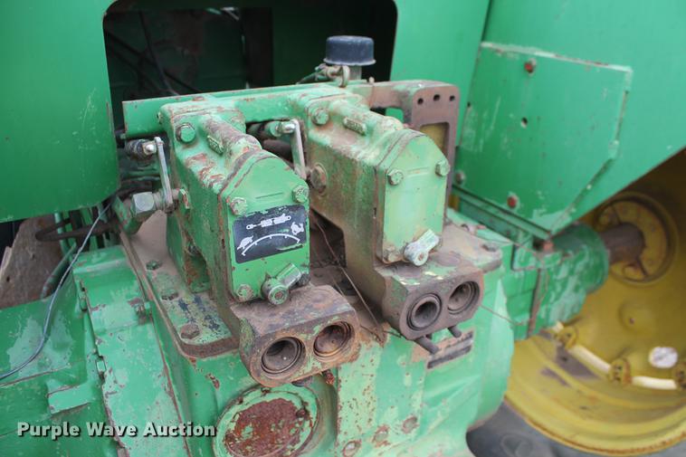 image for item DB5053 1975 John Deere 8630 4WD tractor