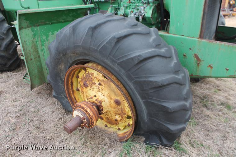 image for item DB5053 1975 John Deere 8630 4WD tractor
