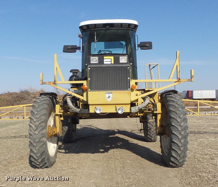 image for item DB6274 1994 Ag-Chem RoGator 664 self-propelled sprayer