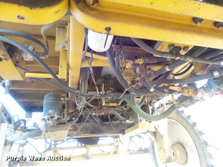 image for item DB6274 1994 Ag-Chem RoGator 664 self-propelled sprayer