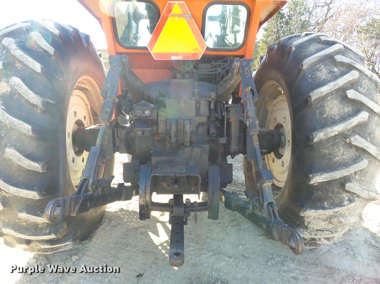 image for item DB6289 1978 Allis Chalmers 7060 tractor