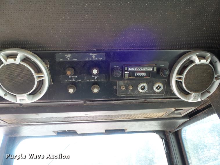 image for item DB6289 1978 Allis Chalmers 7060 tractor