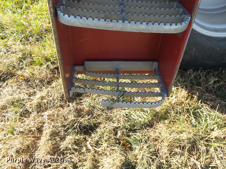 image for item DB6299 1997 Case IH 2144 combine