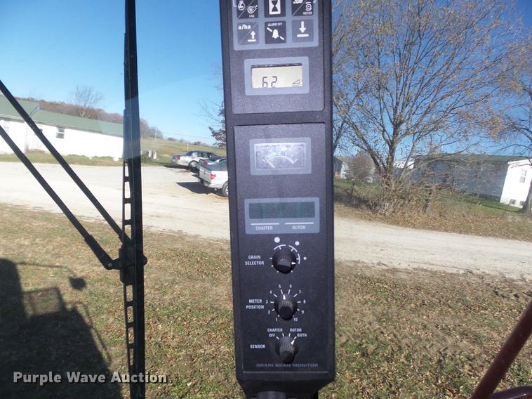 image for item DB6299 1997 Case IH 2144 combine