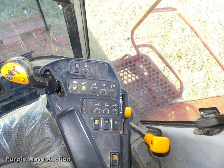 image for item DB6299 1997 Case IH 2144 combine