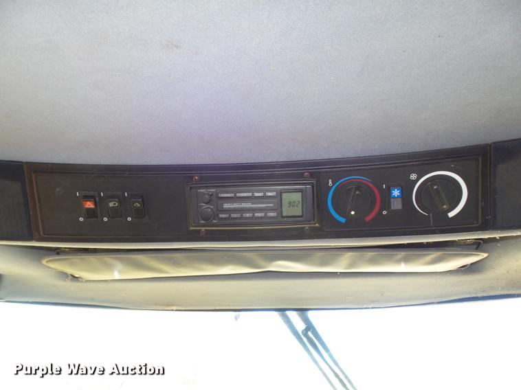 image for item DB6299 1997 Case IH 2144 combine