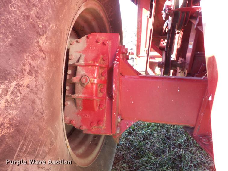 image for item DB6299 1997 Case IH 2144 combine