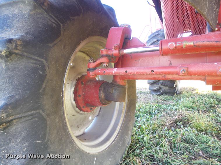 image for item DB6299 1997 Case IH 2144 combine