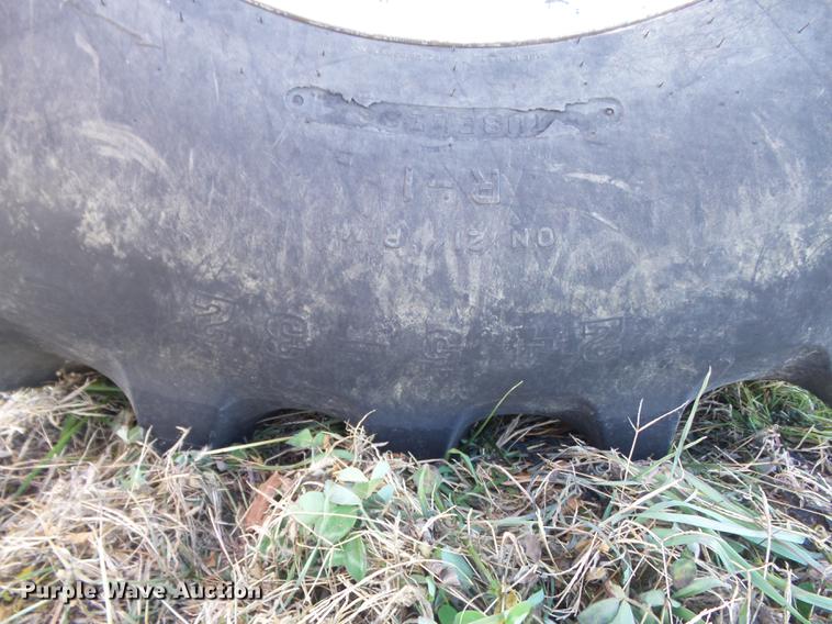 image for item DB6299 1997 Case IH 2144 combine