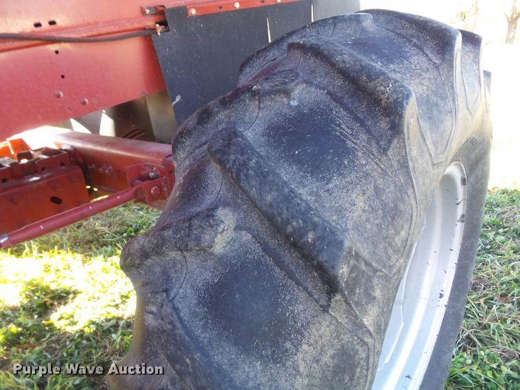 image for item DB6299 1997 Case IH 2144 combine