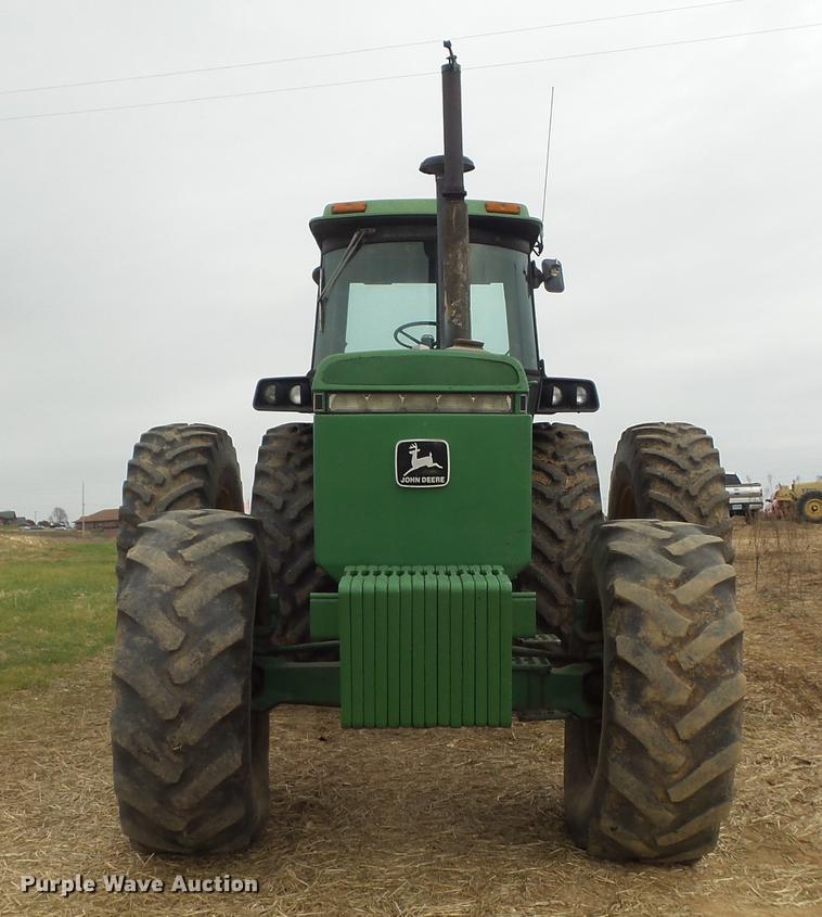 image for item DB6315 1984 John Deere 4850 MFWD tractor