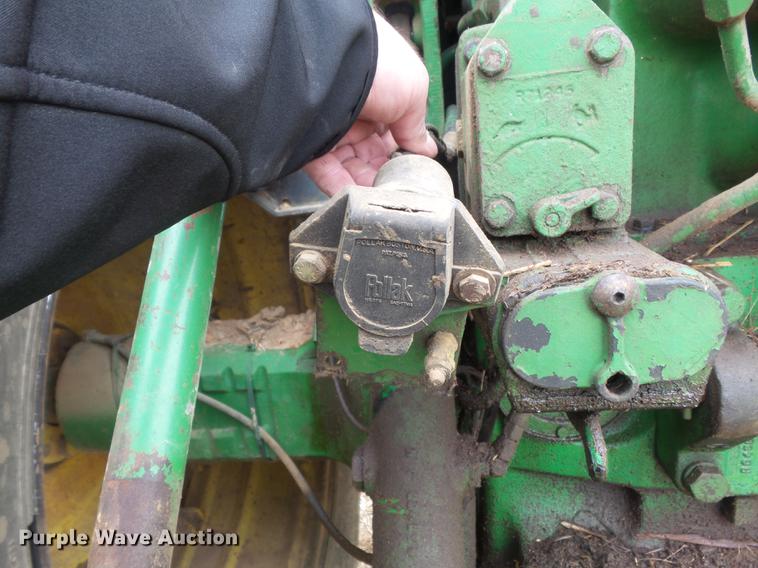 image for item DB6315 1984 John Deere 4850 MFWD tractor