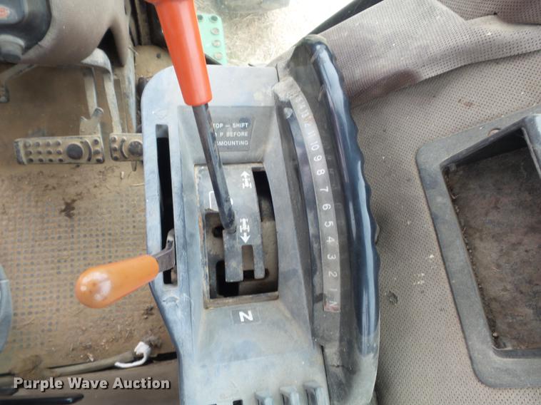 image for item DB6315 1984 John Deere 4850 MFWD tractor