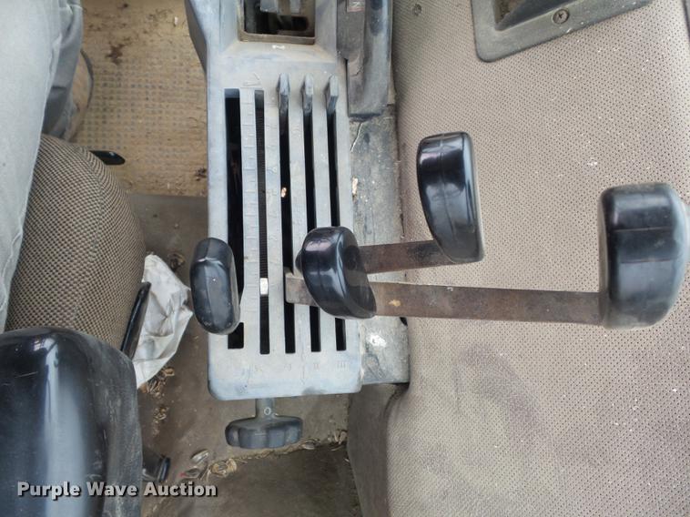 image for item DB6315 1984 John Deere 4850 MFWD tractor