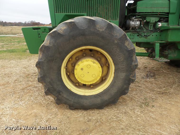 image for item DB6315 1984 John Deere 4850 MFWD tractor