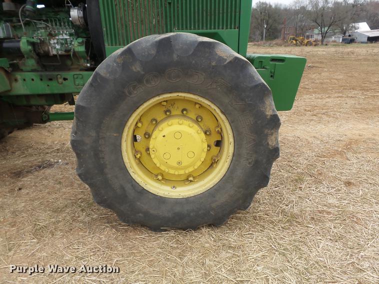 image for item DB6315 1984 John Deere 4850 MFWD tractor