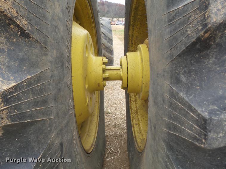 image for item DB6315 1984 John Deere 4850 MFWD tractor