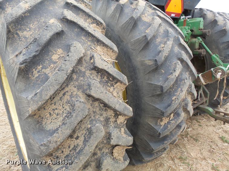 image for item DB6315 1984 John Deere 4850 MFWD tractor