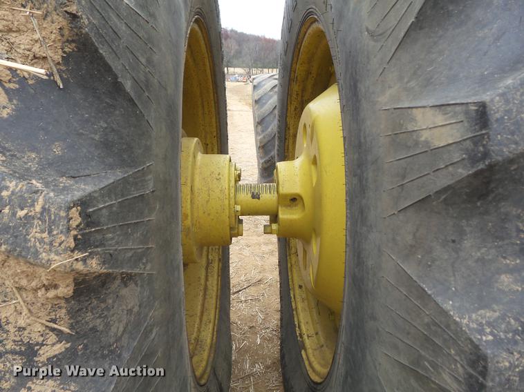 image for item DB6315 1984 John Deere 4850 MFWD tractor