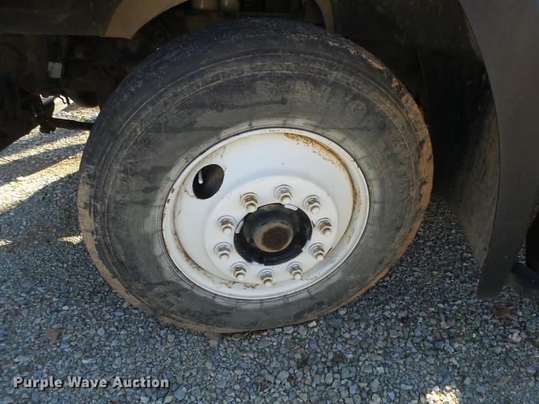 image for item DB7339 1999 Mack CH613 semi truck