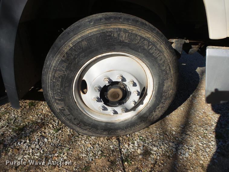 image for item DB7339 1999 Mack CH613 semi truck