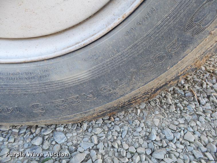 image for item DB7340 1994 International 9400 fertilizer tender truck