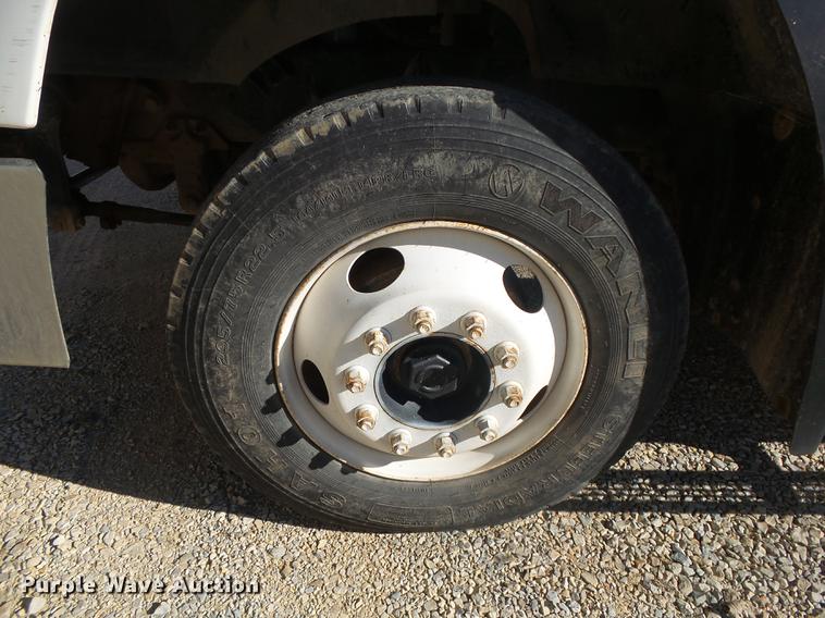 image for item DB7341 1998 Mack CH613 semi truck