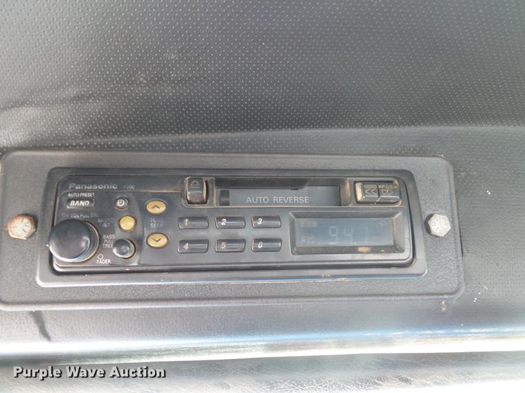 image for item DB7341 1998 Mack CH613 semi truck