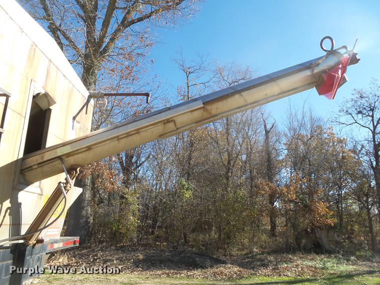 image for item DB7342 1990 International 8300 fertilizer tender truck