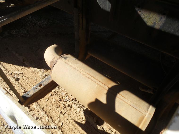 image for item DB7342 1990 International 8300 fertilizer tender truck