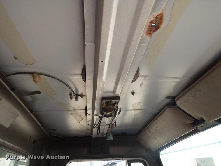 image for item DB7342 1990 International 8300 fertilizer tender truck