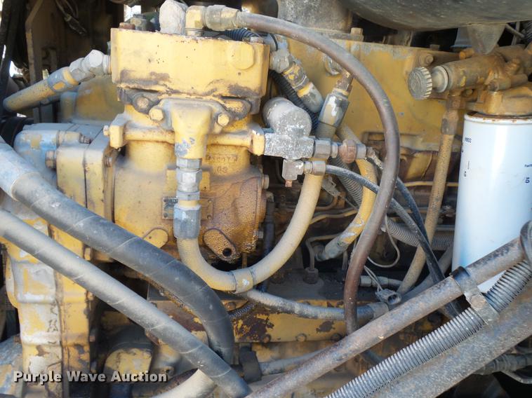 image for item DB7342 1990 International 8300 fertilizer tender truck