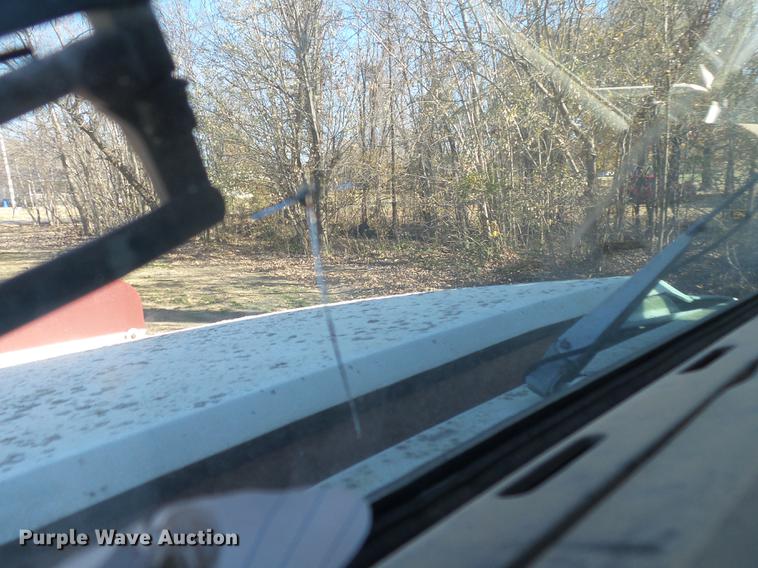 image for item DB7342 1990 International 8300 fertilizer tender truck