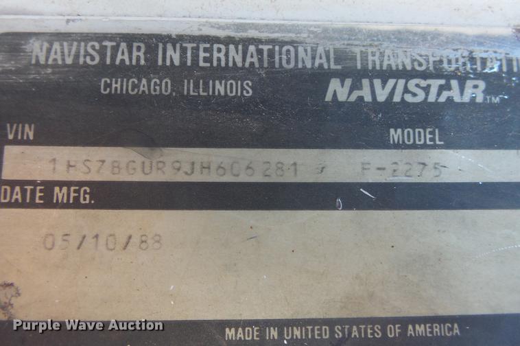 image for item DB7343 1988 International S2200 fertilizer tender truck