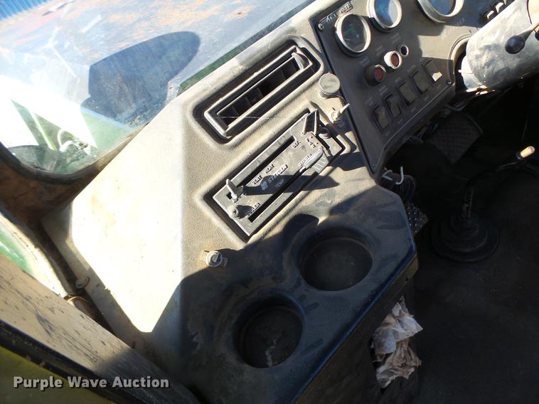 image for item DB9903 1979 Steiger Panther III ST310 4WD tractor