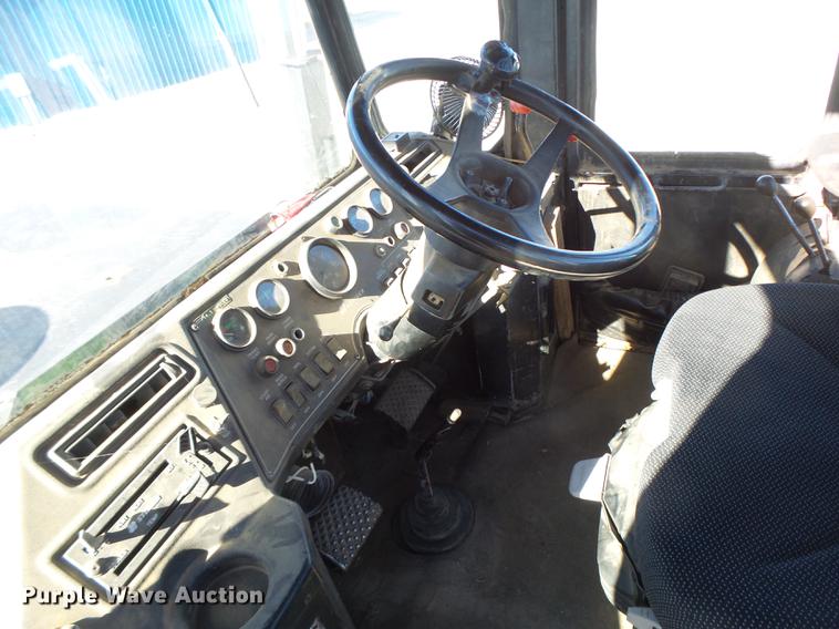 image for item DB9903 1979 Steiger Panther III ST310 4WD tractor