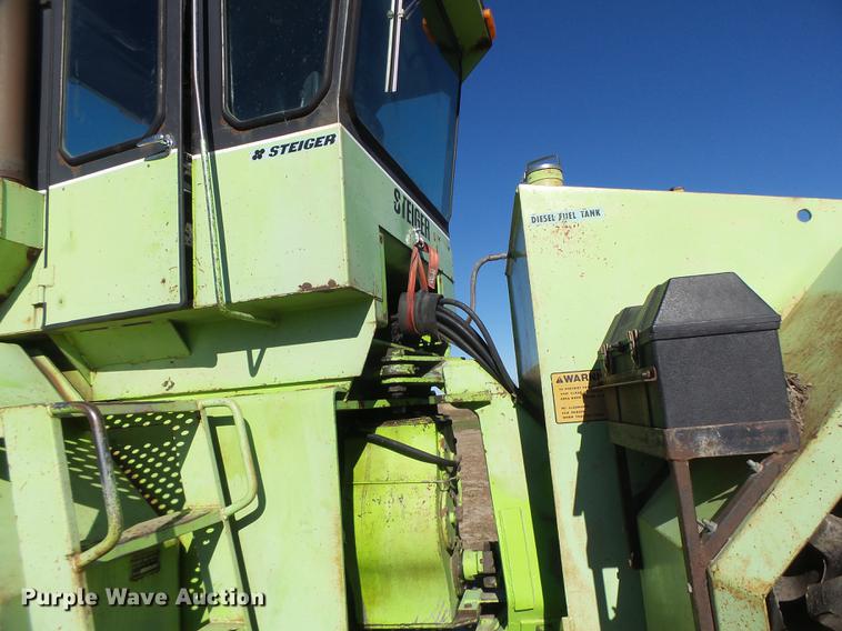 image for item DB9904 1979 Steiger Panther III ST310 4WD tractor