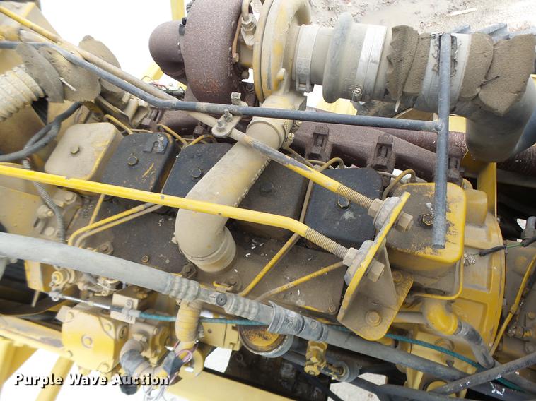 image for item DB9905 1997 Rogator 554 self-propelled sprayer