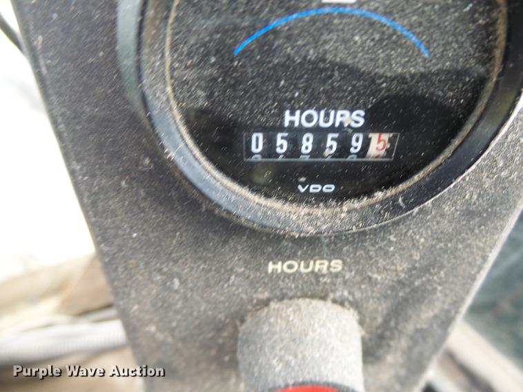 image for item DB9905 1997 Rogator 554 self-propelled sprayer