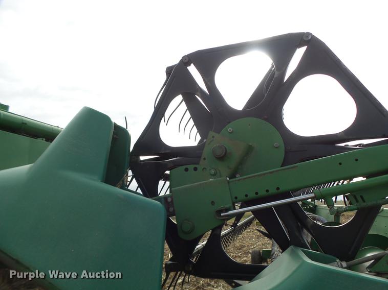 image for item DB9906 1997 John Deere 925 platform heat