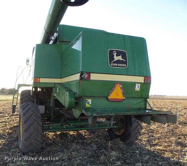 image for item DB9908 1990 John Deere 9500 RWA combine